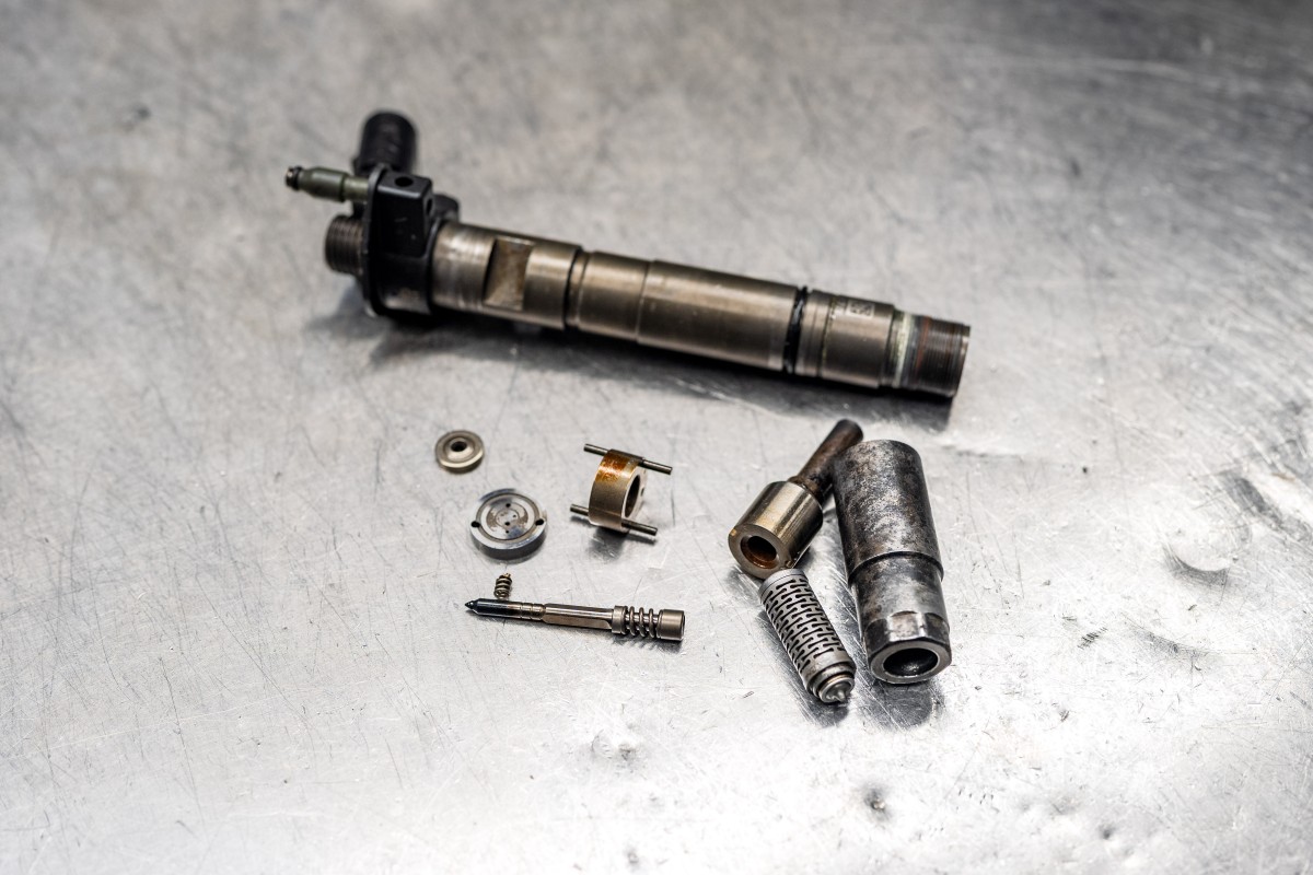injector diesel